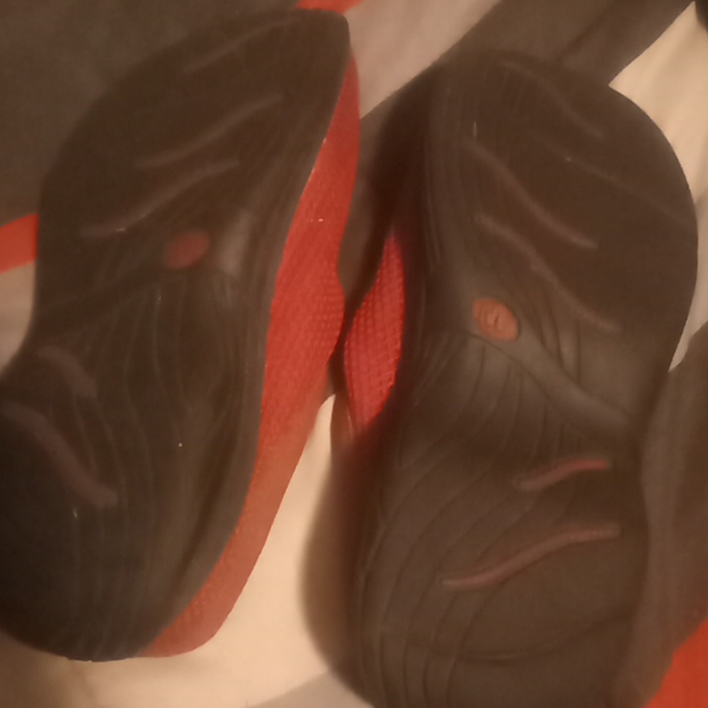 Shoes - Picture 4 of 4